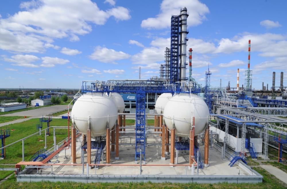 «Электроуралмонтаж» выполнит комплекс работ для нефтеперерабатывающего предприятия
